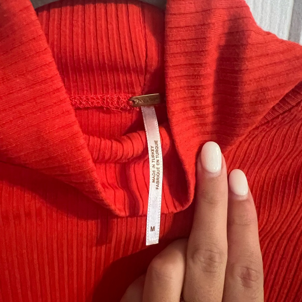 FP red long sleeve! - Picture 2 of 3